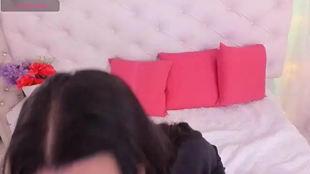 anchela-garcia1 online show from September 25, 2025, 12:11 pm