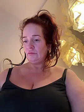 Snapshot of Engel_mia chatting on November 28, 2025, 7:30 am Engel mia online show from November 28, 2025, 7:30 am