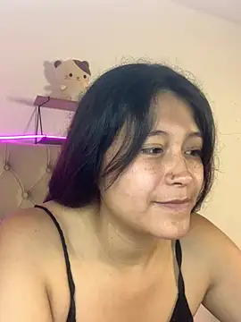 Snapshot of mariana_21x chatting on March 14, 2025, 1:24 pm mariana 21x online show from March 14, 2025, 1:24 pm