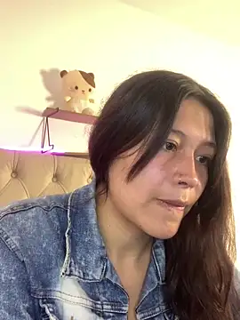 Snapshot of mariana_21x chatting on March 20, 2025, 12:54 pm mariana 21x online show from March 20, 2025, 12:54 pm