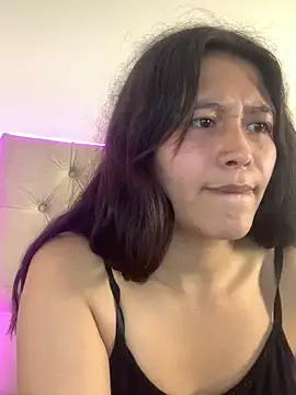 Snapshot of mariana_21x chatting on March 20, 2025, 7:04 pm mariana 21x online show from March 20, 2025, 7:04 pm
