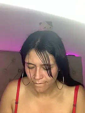 Snapshot of mariana_21x chatting on March 4, 2025, 7:01 pm mariana 21x online show from March 4, 2025, 7:01 pm