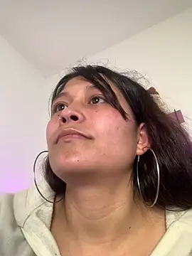 Snapshot of mariana_21x chatting on March 6, 2025, 4:28 pm mariana 21x online show from March 6, 2025, 4:28 pm