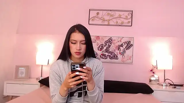 Snapshot of sara17_ chatting on October 19, 2025, 1:41 am sara17 online show from October 19, 2025, 1:41 am