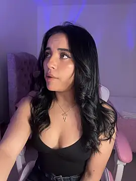 Emily-14 online show from April 14, 2026, 5:34 am