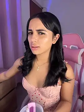 Snapshot of Emily-14 chatting on February 18, 2026, 4:54 am Emily-14 online show from February 18, 2026, 4:54 am