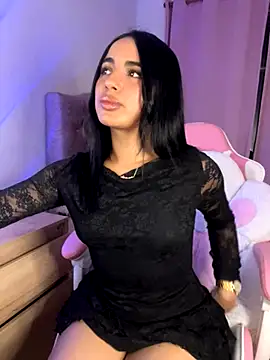 Emily-14 online show from December 1, 2025, 3:07 am