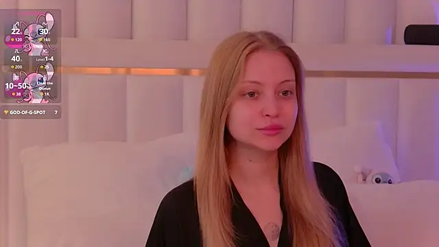 Snapshot of DorisHell chatting on November 7, 2025, 3:22 am DorisHell online show from November 7, 2025, 3:22 am