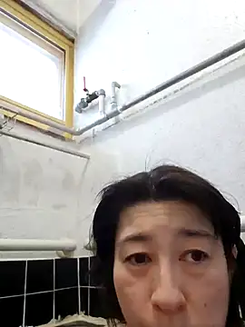 Snapshot of morikawa_sayaka chatting on February 13, 2025, 9:49 pm morikawa sayaka online show from February 13, 2025, 9:49 pm