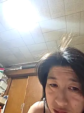 Snapshot of morikawa_sayaka chatting on March 21, 2025, 12:17 pm morikawa sayaka online show from March 21, 2025, 12:17 pm