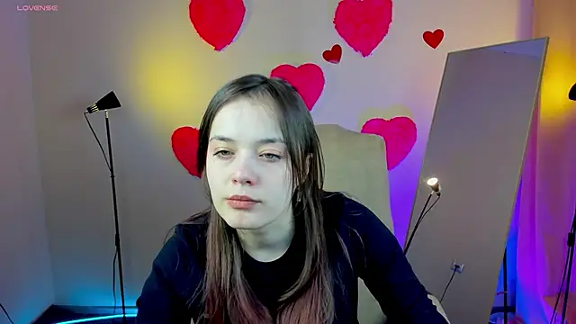 TrishaBerry online show from February 15, 2025, 5:41 am