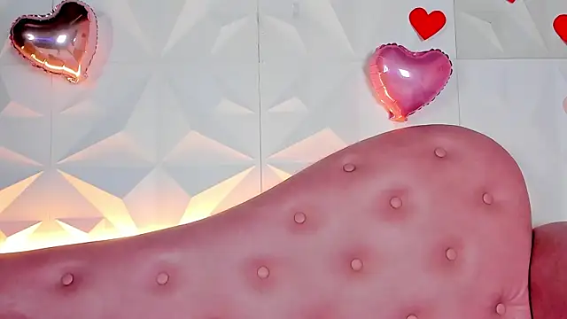 CarlaAlvez online show from February 19, 2025, 2:01 pm