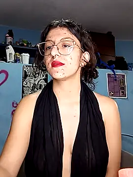 Snapshot of LoveElectra chatting on February 26, 2025, 3:21 pm LoveElectra online show from February 26, 2025, 3:21 pm