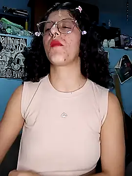 Snapshot of LoveElectra chatting on January 23, 2025, 3:16 am LoveElectra online show from January 23, 2025, 3:16 am