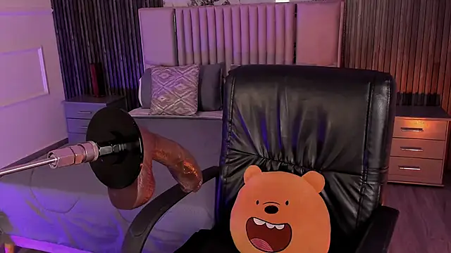 Lillyortiz online show from March 7, 2026, 12:54 pm