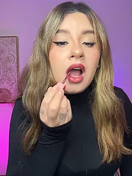 Snapshot of SaraBraun_ chatting on July 10, 2026, 7:03 pm SaraBraun online show from July 10, 2026, 7:03 pm