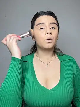 SaraBraun  online show from February 6, 2026, 6:37 pm