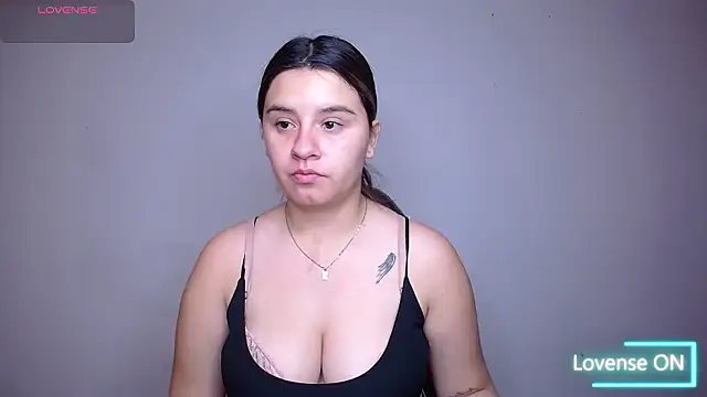 SaraBraun  online show from February 9, 2026, 6:06 pm