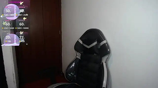 Snapshot of SaraBraun_ chatting on January 9, 2025, 4:06 pm SaraBraun online show from January 9, 2025, 4:06 pm