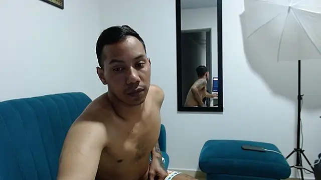 Snapshot of dream_fulfilled chatting on February 28, 2025, 3:26 am dream fulfilled online show from February 28, 2025, 3:26 am