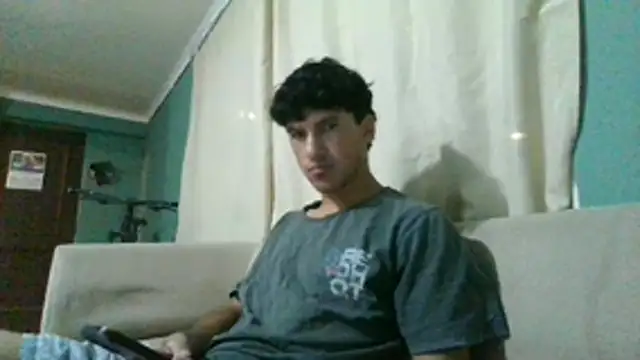 xxx-999 online show from December 19, 2025, 5:43 am