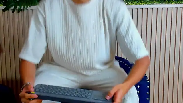 JoshRashfordd online show from September 26, 2025, 11:50 am