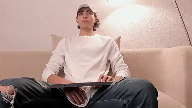 JoshRashfordd online show from November 23, 2025, 12:42 am