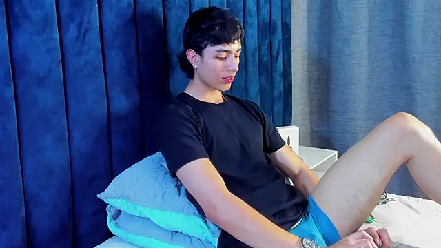 JoshRashfordd online show from March 4, 2025, 9:43 pm