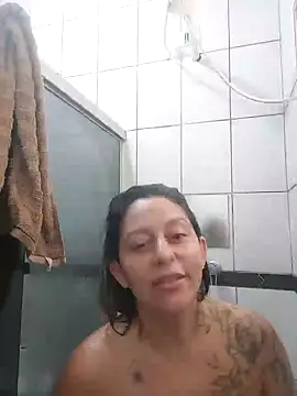 baixinhaloira online show from January 7, 2025, 2:41 pm