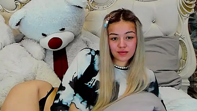 Snapshot of STELLA_RICH chatting on February 25, 2025, 12:25 am STELLA RICH online show from February 25, 2025, 12:25 am