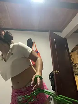 Liah ferrer online show from May 10, 2026, 7:16 pm