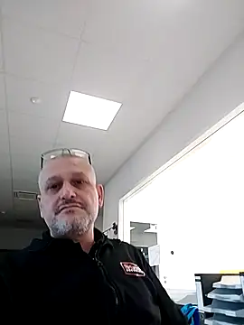 Husoban online show from December 5, 2025, 3:21 pm