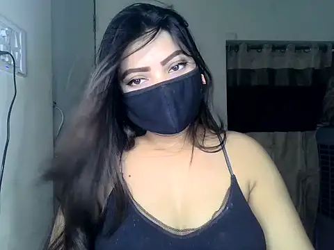 Snapshot of ishi_Beauty chatting on July 22, 2026, 4:36 am ishi Beauty online show from July 22, 2026, 4:36 am