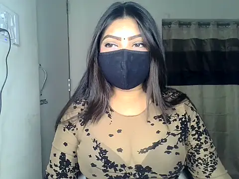 Snapshot of ishi_Beauty chatting on April 15, 2026, 4:29 am ishi Beauty online show from April 15, 2026, 4:29 am