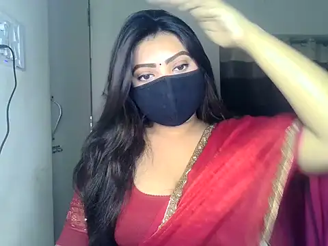 Snapshot of ishi_Beauty chatting on May 5, 2026, 4:37 am ishi Beauty online show from May 5, 2026, 4:37 am