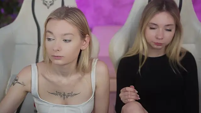 Snapshot of Ewa_Pearl chatting on February 1, 2025, 7:36 am Ewa Pearl online show from February 1, 2025, 7:36 am