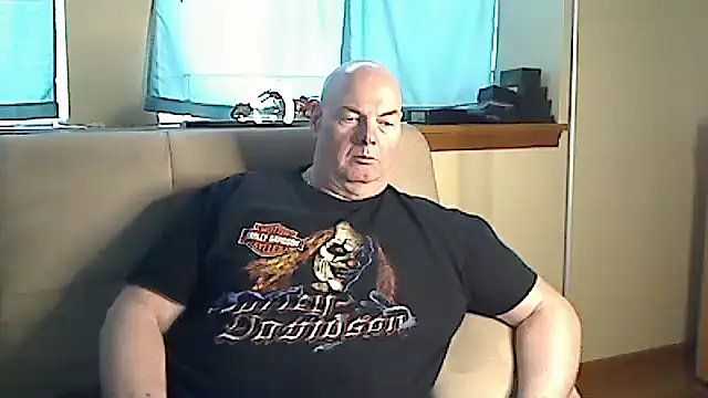 harley99574 online show from December 20, 2024, 5:08 pm