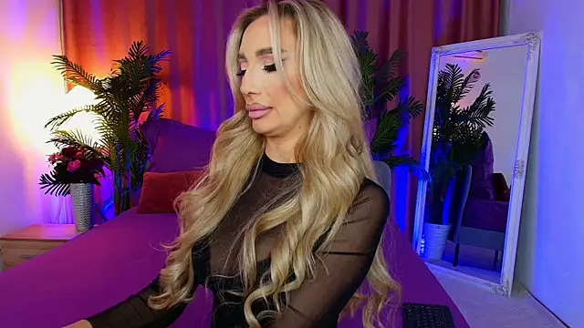 FelyJolie online show from January 10, 2026, 5:52 pm