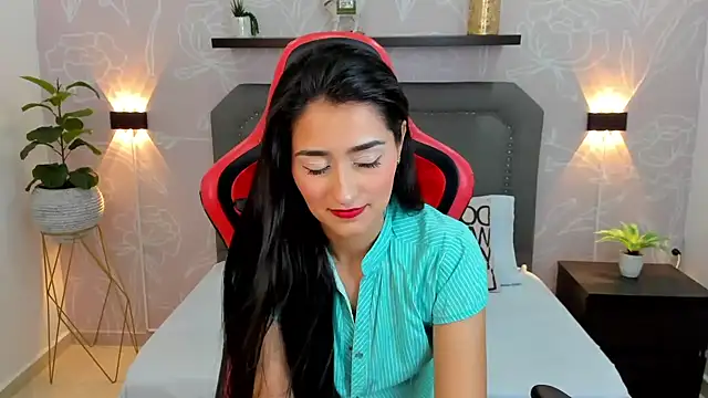 Snapshot of noaah_smith_ chatting on February 3, 2025, 12:14 pm noaah smith online show from February 3, 2025, 12:14 pm