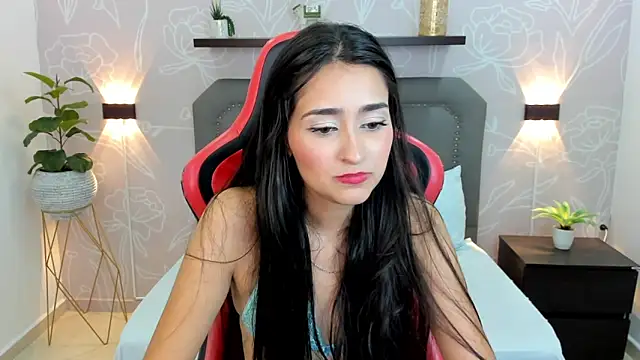 Snapshot of noaah_smith_ chatting on February 3, 2025, 3:17 pm noaah smith online show from February 3, 2025, 3:17 pm