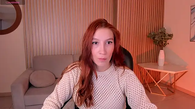 MiaFarrell  online show from February 8, 2026, 11:30 am