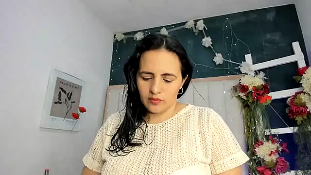africa holmes online show from June 11, 2026, 2:22 am
