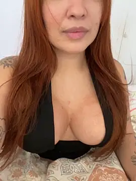 ruivasexycam online show from December 13, 2024, 5:10 pm