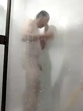 Bombi22 online show from October 19, 2025, 6:32 pm