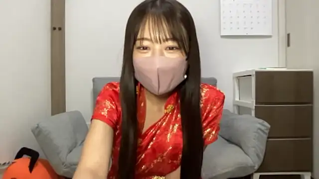 mayu haduki online show from April 3, 2026, 1:17 pm