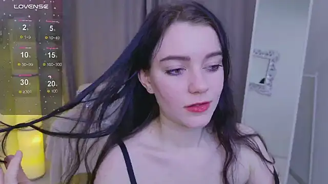 Lana  Cute  online show from March 5, 2025, 2:45 pm