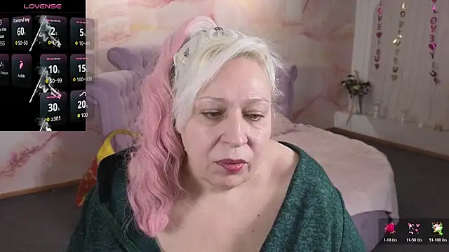 Snapshot of Penelope_Pinky chatting on March 20, 2026, 7:53 am Penelope Pinky online show from March 20, 2026, 7:53 am