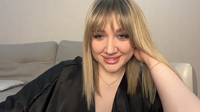 VickyLove047 online show from April 18, 2026, 6:49 am