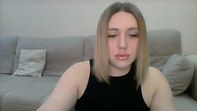Snapshot of VickyLove047 chatting on March 17, 2025, 4:29 am VickyLove047 online show from March 17, 2025, 4:29 am