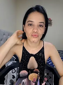 franchezkavegaaa online show from November 3, 2025, 12:09 pm